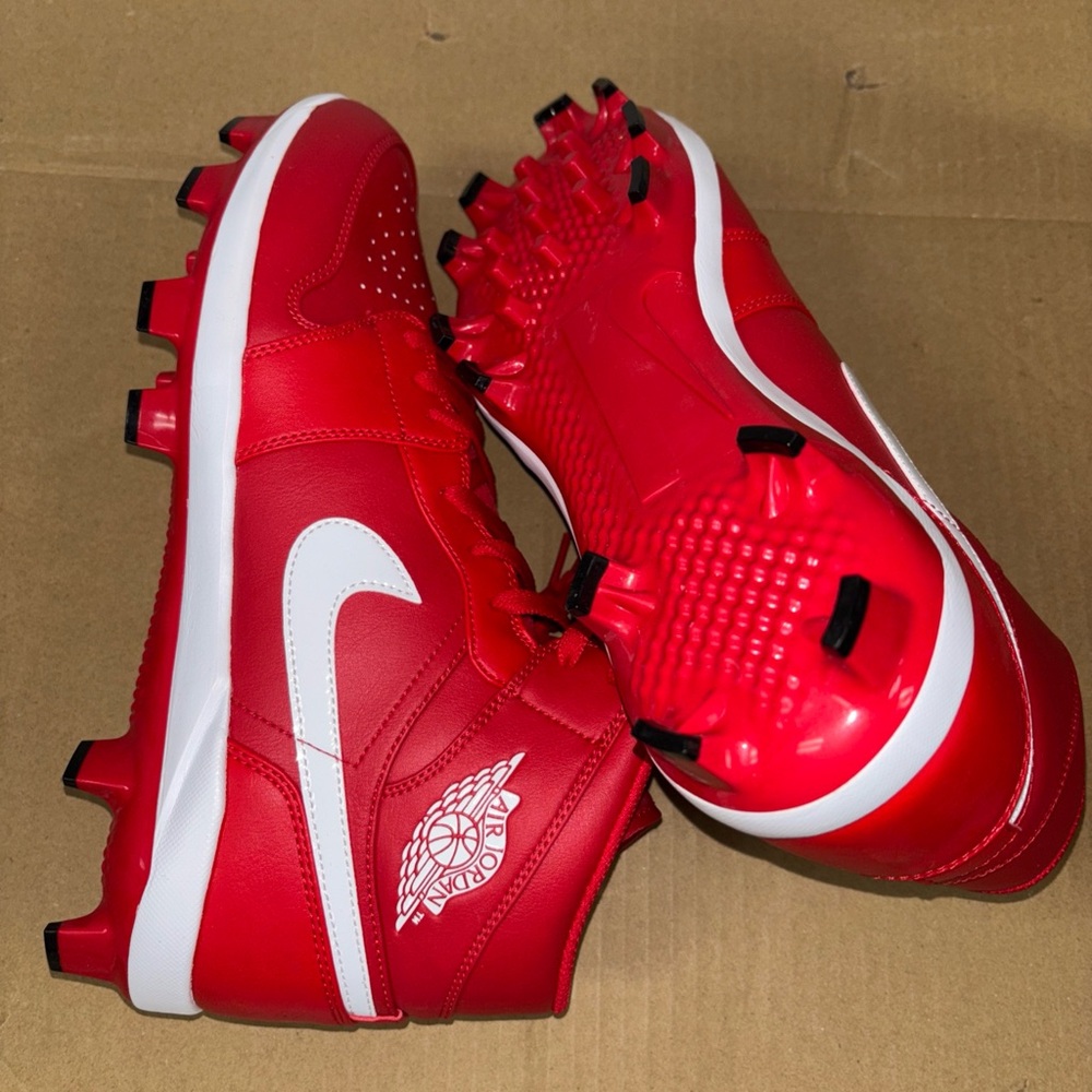Nike Air Jordan 1 Retro MCS University Red and White Sneakers size 8.5 - Picture 4 of 5